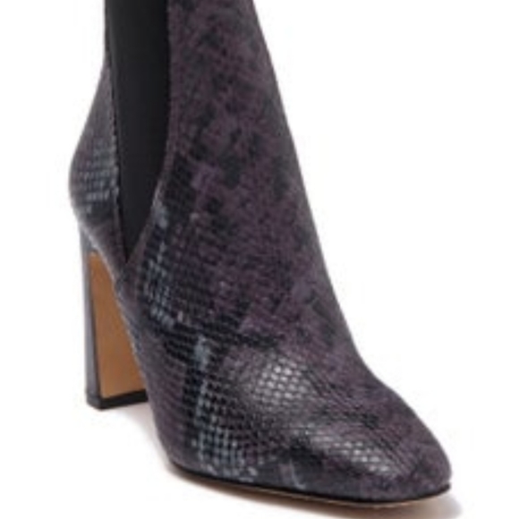 Vince Camuto Ankle Booties Purple Snake 